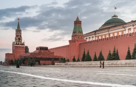 Стена Кремля